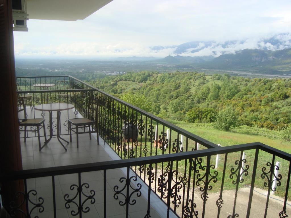 Guesthouse Arsenis Калампака Экстерьер фото