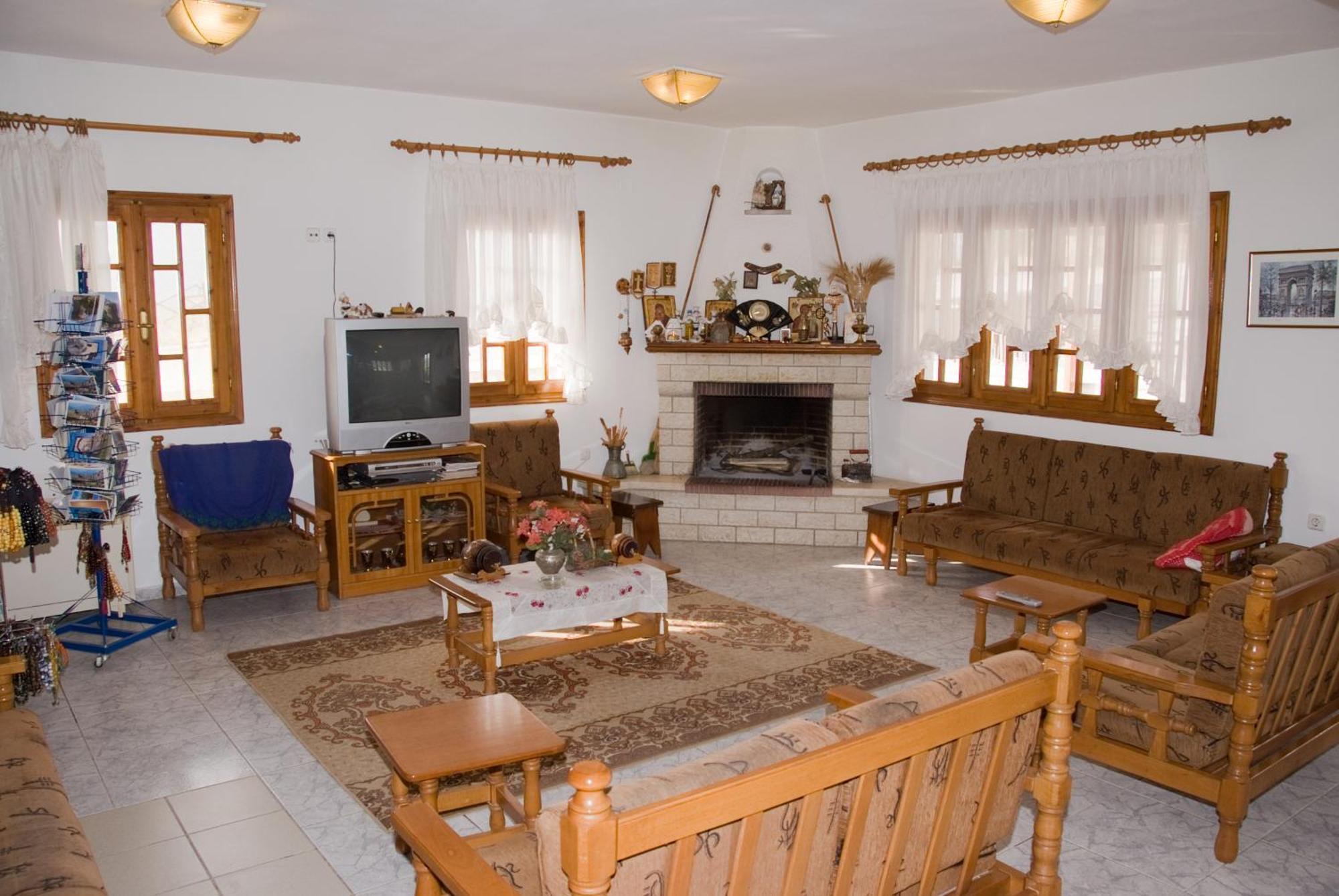 Guesthouse Arsenis Калампака Экстерьер фото