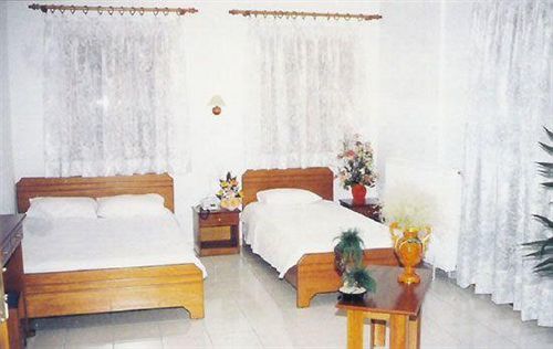 Guesthouse Arsenis Калампака Экстерьер фото